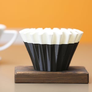 Kalita Wave Paper Filter Holder with Meteorites