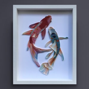Arte de pared de pescado acolchado, pez Koi, arte de papel enmarcado en 3D, cubierto con vidrio, regalo único para aniversario, boda, cumpleaños