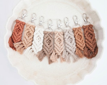 Small Macrame Keychain/Marcy Keychain/Boho Favours