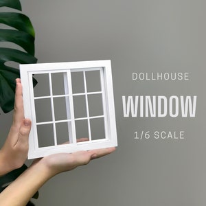 Puede incluir: Ventana de casa de muñecas blanca con 12 paneles, escala 1/6. La ventana está hecha de plástico blanco y tiene una puerta corredera.