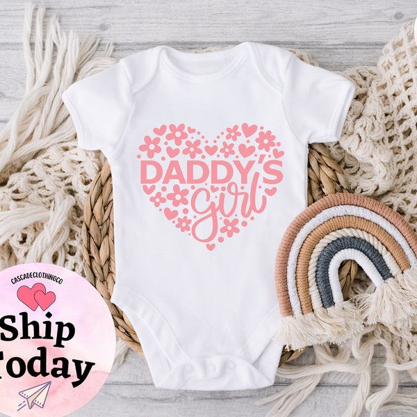 Daddy's Girl Baby Onesie®®, Daddy baby Onesie®®, daddys Girl bodysuit, Fathers Day Baby Girl outfit, Dadys Girl Shirt, Baby Girl Onesie®®