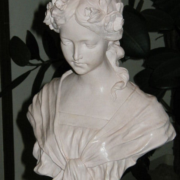 buste femme "Marianne", art nouveau, d' apres Van Vaerenberg,sculpture platre patiné blanc ivoire