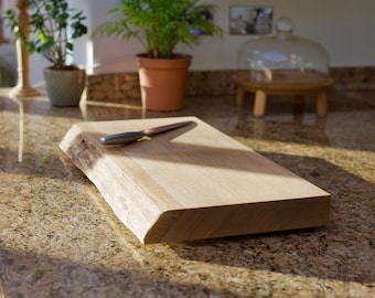 Solid Oak Live Edge Chopping Board / Wide Oak / Butcher's block / Large Thick Chopping Board / James Martin / Kitchen Island Centerpiece