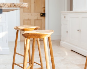 TOWNHOUSE / Solid Oak Kitchen Island Bar Stool / UK Handmade