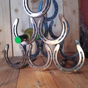 Horseshoe Six Wine Bottle Holder Rack