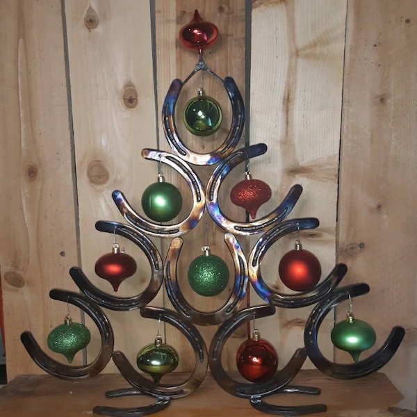 Horseshoe Lucky Christmas / Xmas Tree 4 tier