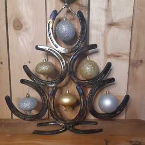 Horseshoe Lucky Christmas / Xmas Tree 3 tier