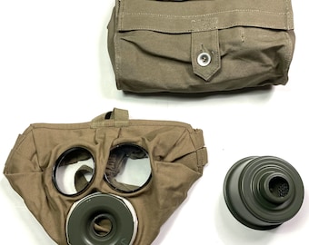 u*2様 ww2 英軍M45ガスマスク一式 フィルター付き 第二次世界大戦 ドイ u*2様 ww2 英軍M45ガスマスク一式 フィルター付き 第二次世界