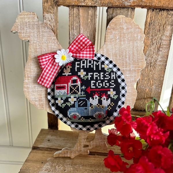 Farm Fresh Eggs RoundAbout-Cross Stitch Chart