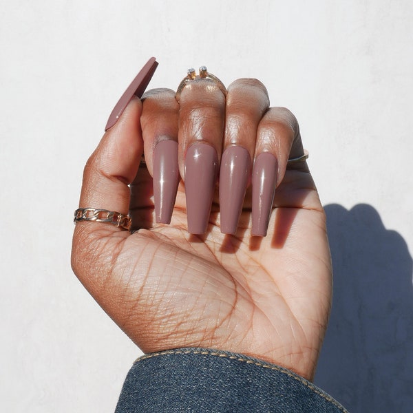 Cocoa Bean | Solid Color Basic Brown Set | Press On Faux Nails