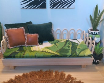 barbie daybed