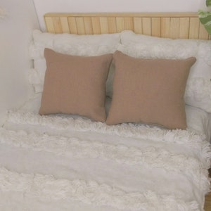 1:6 scale doll Pillows, set of 2 pillows, mini throw pillows, doll house pillows