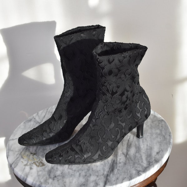 Vintage Vaneli Black Textured Floral Sock Boots | Pointed Toe Ankle Boots | Size 6 1/2