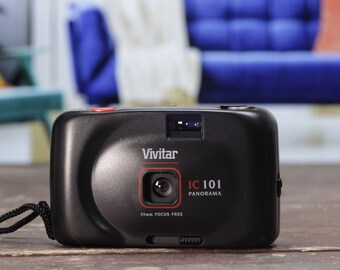 Vivitar IC 101 Câmera Compacta com Foco Livre - Nova na Caixa (Preta) estilo Lomography