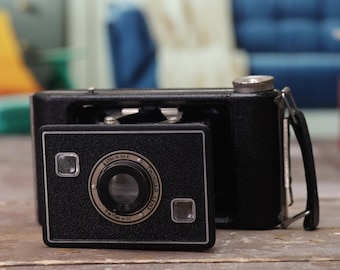 Twindar Lens Jiffy Kodak Camera Non-operational for Decor or Film