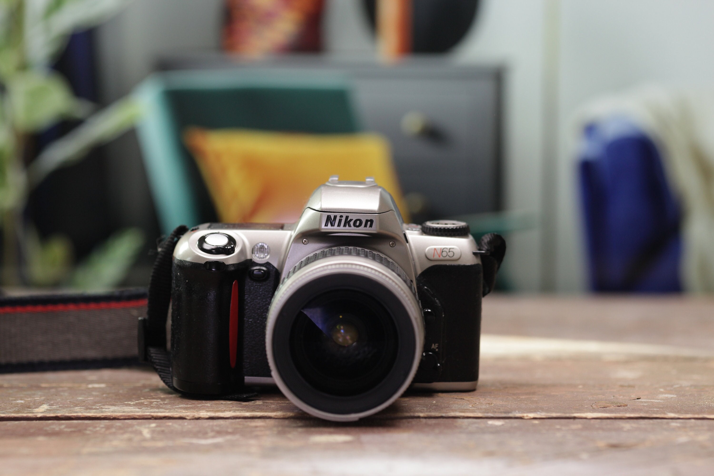 Nikon N65 35mm SLR Film Camera W 28mm 80mm Zoom Lens Etsy UK