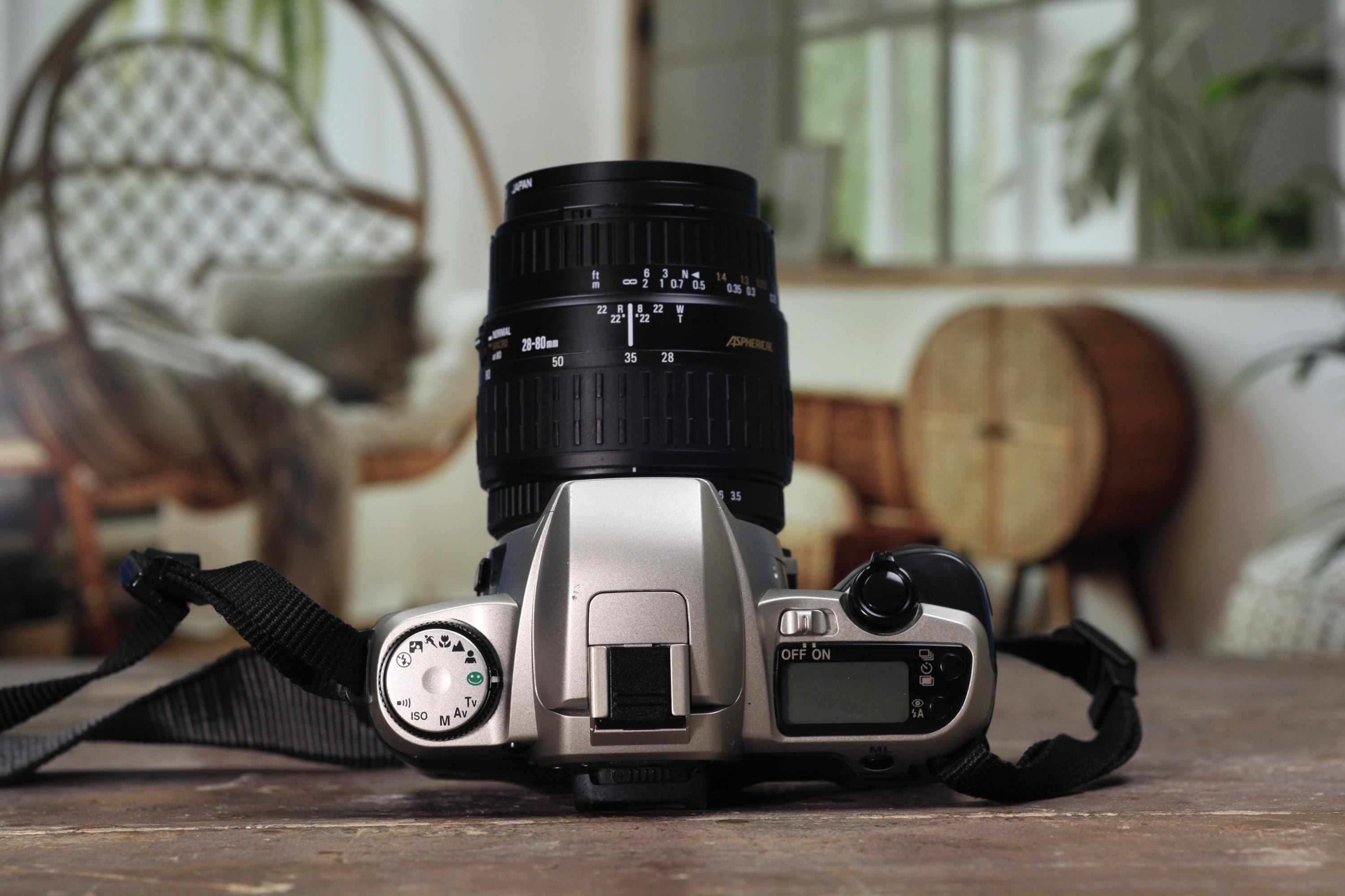 Pentax ZX-30 35mm Film SLR Camera – Sigma 28–80mm Zoom Lens
