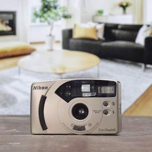 Nikon Fun Touch 6: 35mm Film Camera, 28mm Lens