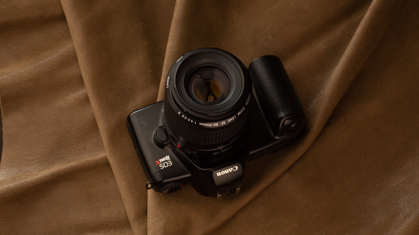 Canon Rebel X 35mm Film SLR Camera w/ 80mm200mm zoom portrait Etsy