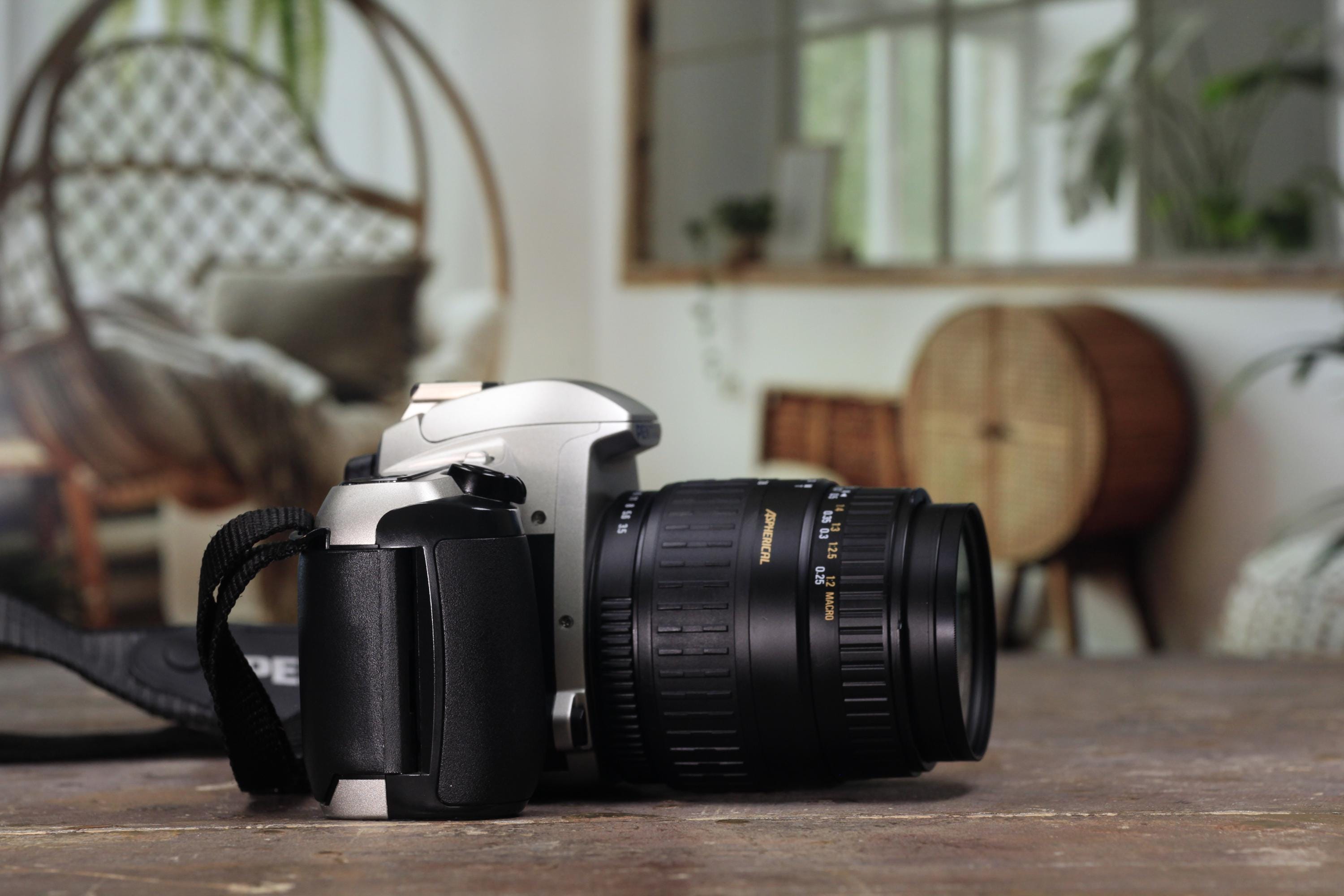 Pentax ZX-30 35mm Film SLR Camera – Sigma 28–80mm Zoom Lens
