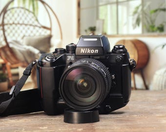Nikon F4 35mm Film SLR Camera with 24–120mm Zoom Lens - Tested Professional Classic