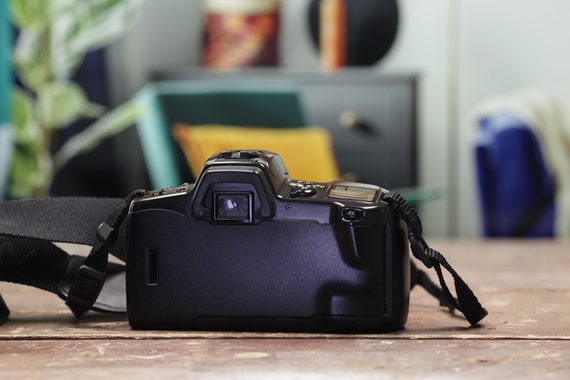 MINOLTA　MAXXUM 400si　フィルムカメラ Minolta Maxxum 400si | LENS-DB.COM