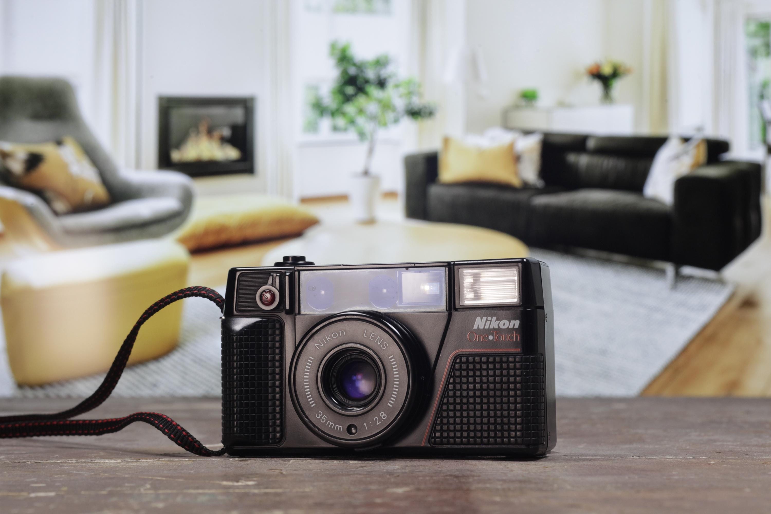 NIKON L35 AF2 動作品 Yahoo!オークション -「nikon l35af2」の落札相場・落札価格