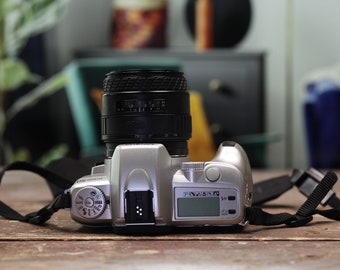 ミノルタ Maxxum 50 一眼レフフィルムカメラ（28-70mm ズームレンズ