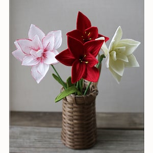 Amaryllis Flower, Felt Amaryllis, Holiday Gift, Holiday Flower, Christmas, Christmas Flower, Christmas Decoration,Holiday Home