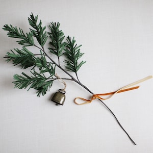 Weihnachten Kiefer Zweig, Kiefer Zweig, Urlaub Dekoration, Weihnachten, Filz Blume, Kiefer Baum, Blumenarrangement, Wand hängen, Minimalismus