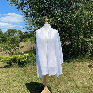 Bright White Summer Lace Shawl, Finely Knitted Shawl in Pure Linen, Super Stylish Feminine Transparent White Linen Shawl Perfect for Wedding