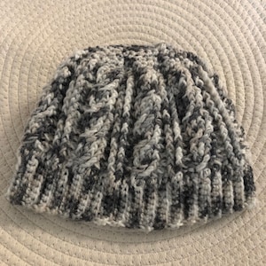 Women’s Hair Bun Winter Beanie