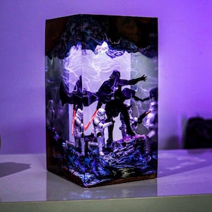 Lámpara de resina Dark Space Commander, luz nocturna de guerrero Sith enmascarado, decoración de escritorio galáctica