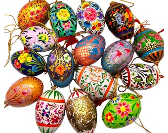 Hanging wooden Easter Eggs, Handpainted solid eggs, Pisanki style,  eco friendly and lightweight