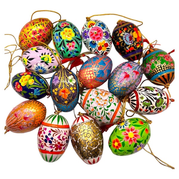 Hanging wooden Easter Eggs, Handpainted solid eggs, Pisanki style,  eco friendly and lightweight