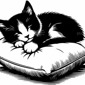 Adorable chaton endormi sur un oreiller fichier coupe SVG 4, chat mignon design pour travaux manuels et projets de bricolage