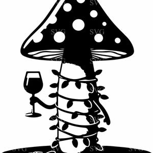 4 paddestoelen met wijn SVG - 4 eigenzinnige paddestoelen verpakt in feestelijke lichten met wijnglas - Woodland Craft Cut-bestand