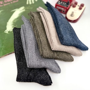Merino Wool Socks: Unisex Knit, Soft Comfort, Natural