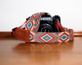 Correa de cuero para cámara hecha a mano, tela azteca reciclada, ajustable
