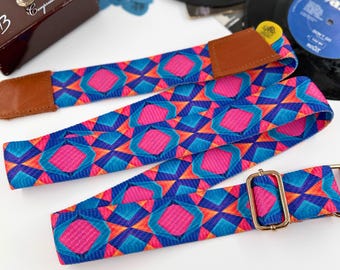 Pop Art Guitar Strap, Upcycled Leather Ends, Adjustable Purple Guitar Strap, Ukulele Strap, Customisable guitar strap, 4 cm guitar strap