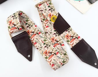 Mushroom Design Guitar Strap, Upcycled Leather Guitar Strap, Adjustable Strap, Electro Bass Guitar Strap, Guitarist Gift, Pick Holder