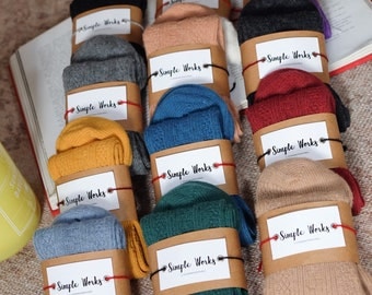 Chaussettes chaudes et confortables en laine, Chaussettes en laine d'agneau de haute qualité pour femme, Chaussettes d'extérieur et d'intérieur biologiques 12 couleurs, Chaussettes tricotées, Cadeau pour elle, pour maman