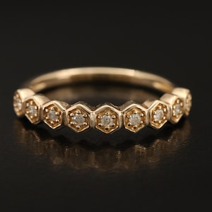 Vintage 10k .12 ctw Diamond Geometric Band