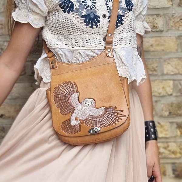 Sac unique en CUIR OWL, sac à main en cuir véritable outillé à la main, cadeau Twitcher Bird Lover, cadeau de la fête des Mères