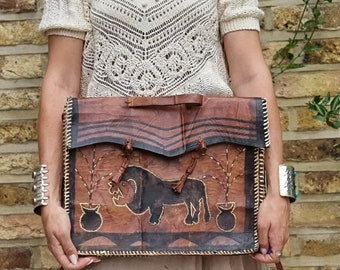 ANTIQUE LEATHER BAG Lion, African Tuareg Bag, Masai Purse, 70s Vintage Briefcase, Real Leather Messenger Bag Women's, Large 15" Laptop Bag