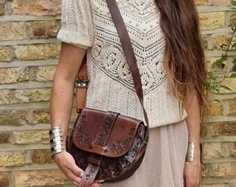 70s HIPPIE LEATHER BAG, Butterfly Tooled Vintage Leather Purse, Women Boho Handbag Dark Brown, Bohemian Satchel Insect Wings, Western Bag