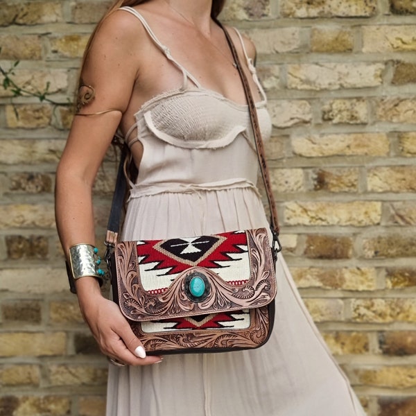 AZTEC CARPET BAG with Tooled Leather - Small Women Western Bag, Vintage Saddle Bag, Ethnic Cowgirl Outfit