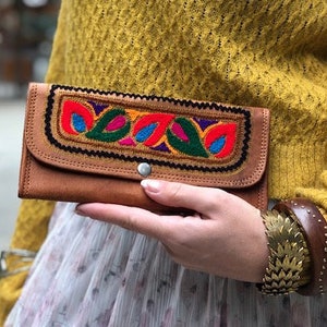 Large Trifold Women Leather Wallet with Floral Embroidery - Long Wallet with Multi Credit Card Pockets and Coin Pouches