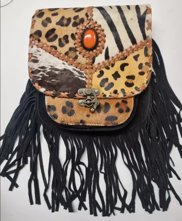 ★TOUT Y EST★ Women's Hippie Tassel Mini Bag WR2302BG04IV Small Boho Hippie Fringe Bag, Small Beaded Tan Leather Bag
