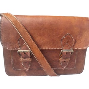 sac messager en cuir vintage des années 1970, sacoche à bandoulière bohème marron fauve, sacoche pour ordinateur portable hippie, grand cartable des années 60 et 70, porte-documents homme femme